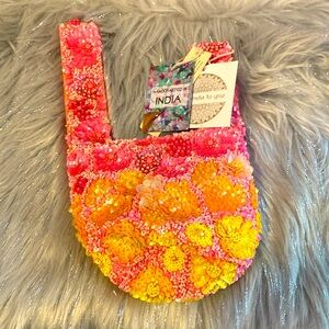 BNWT Made In India Viral Beaded Flowers Bag
